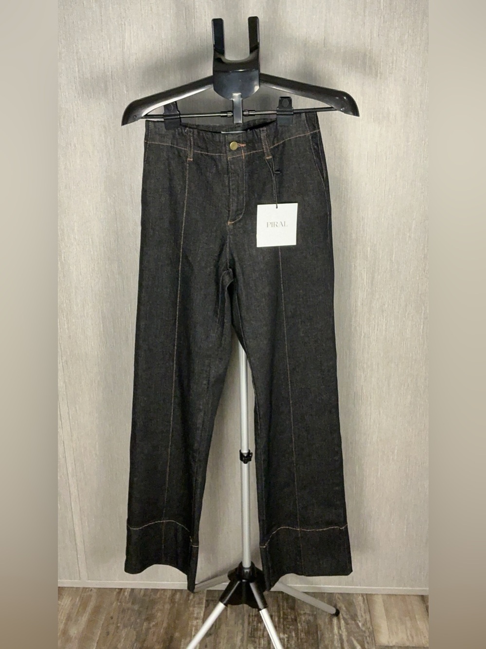 Piral Women’s Black Wide Leg Jeans Size Small